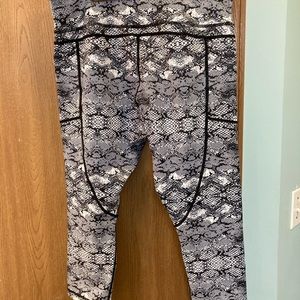 Zyia Cobra Metallic LNT high-rise Capri 20”